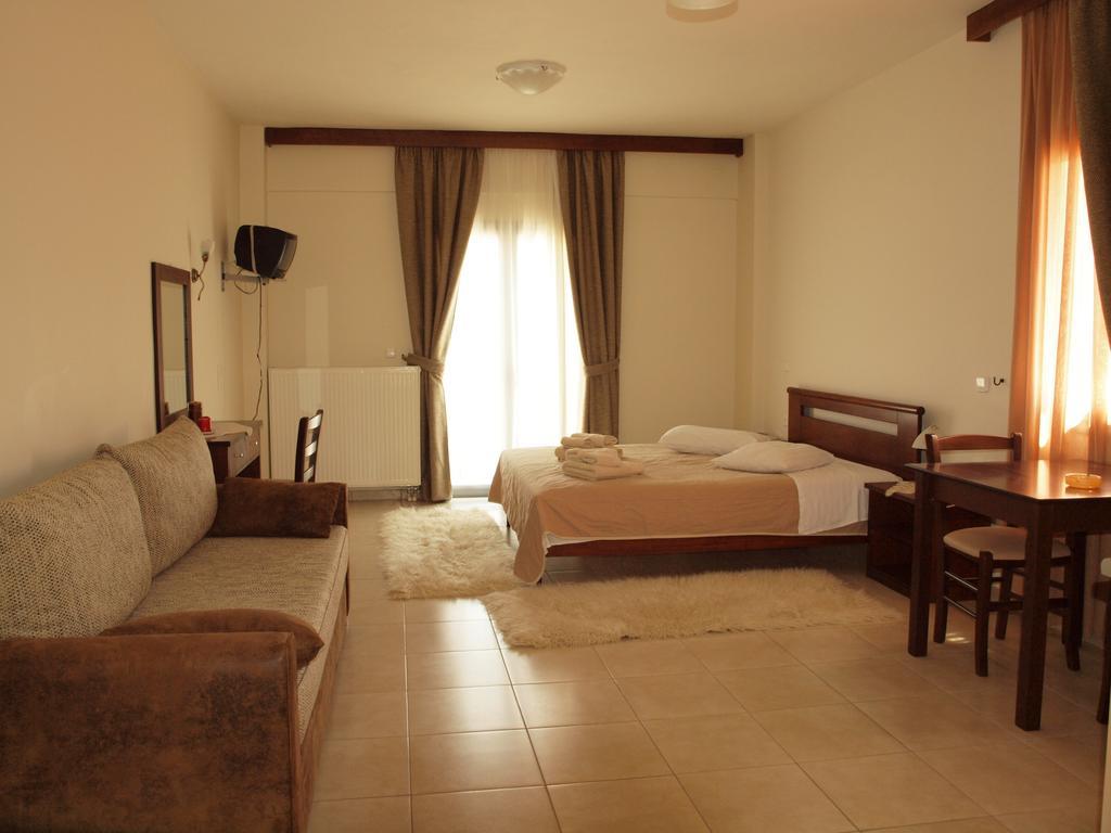 אגיה אנה Hotel Athina חדר תמונה